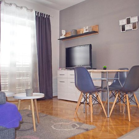 Apartments Mike Новалья Экстерьер фото